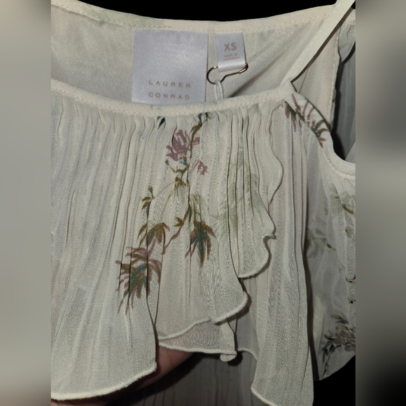 ###Lauren Conrad OFF The Shoulder Blouse - Picture 6 of 8